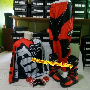 PERLENGKAPAN STELAN sepatu trail cross jerset dan glove terlaris KUALITAS PREMIUM SATU SET PERLNGKAPAN OFFROAD BISA BAYAR DI TEMPAT