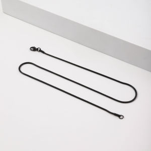 2025  สร้อยคอเหล็กกล้าไร้สนิมแบบกลมโซ่งูโซ่กระดูกงูสปริงไทเทเนียมสตีลขายดีในยุโรปและอเมริกา สร้อยคอเรียบง่ายบุคลิกภาพใหม่ขายส่ง 66