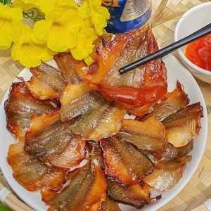 Cá chỉ vàng 1kg Huy Béo cá khô ngon dày thịt khô ngọt dùng chế biến chiên nướng rất ngon