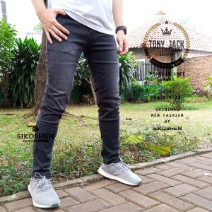 Celana jeans pria distro TONY JACK biru tua / celana jeans pria model terbaru / celana pria terbaru / celana panjang pria terbaru / celana panjang pria jeans / celana jeans pria dewasa / celana panjang pria distro