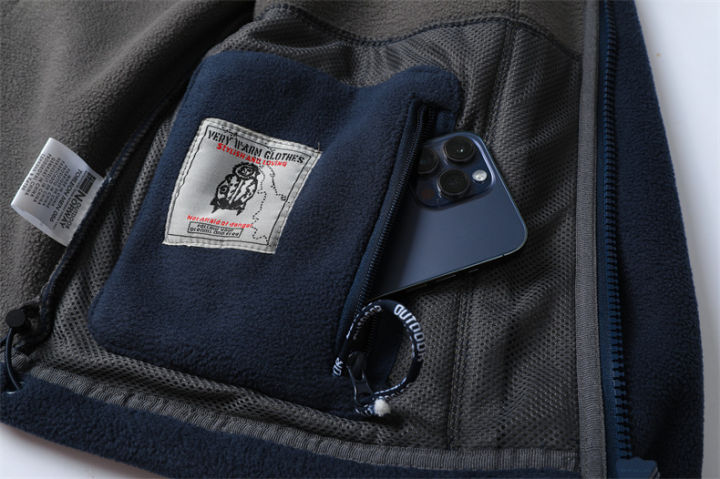 Men's%20Hooded%20Polar%20Jacket%20Thick%20Casual%20Solid%20Jacket%20With%20Pockets%20Large%20Winter%20Jackets%20-%20Image%204