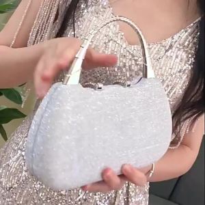 FE New Products in Stock Popular Thin and Glittering Portable Dinner Bag Clutch Bag Dress Banquet Matching European and American Small Square Bag