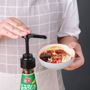 QQ Kitchen Sauce Bottle Press Mouth Universal Size Pump Head Bottle Dressing Sauce Dispenser Pam Kepala Botol Sos [E13]