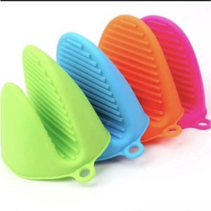 Sarung Tangan Silikon Anti Panas Penjepit Pegangan Panci Karet Jepitan Panci Silicone DMO T26