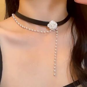 Rantai Leher 玫瑰花珍珠项链 Rose Pearl Choker Necklace 女小众高级感黑色项圈锁骨链 Elegant Clavicle Necklace Jewelry