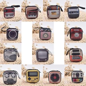 SUBJUGATE SENTENCE74CE5 ผู้ชาย กระเป๋า เหล็กวิลาด กระเป๋าสตางค์ขนาดเล็ก กระเป๋าเก็บสายหูฟัง กระเป๋าเหรียญ เปลี่ยนกระเป๋าซิป การ์ตูนน่ารัก