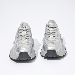 ขายร้อน แฟชั่นคลาสสิกรองเท้าผ้าใบลำลองผู้หญิง รองเท้าพื้นหนาผูกเชือก ผ้าตาข่าย รองเท้าวิ่ง สูง5cm.สวมใส่สบายและใช้งานได้หลากหลาย