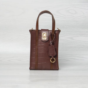 Jeiny Tas Selempang Kulit Lecari