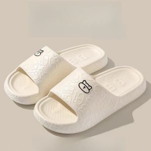 2025สไตล์ใหม่ รุ่นQ100 รองเท้าผ้าใบ รองเท้าแฟชั่นหญิง ฟรีเชือกรองเท้า 2 สี ไซส์ 35-42 ดีไซน์เปรี้ยวจี๊ด สบายไม่เจ็บเท้าเลย