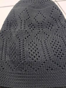 Peci Rajut Dewasa Polyester Model Soylu/Mercan