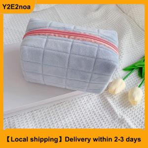 【Local shipping】 Cute Fur Makeup Bag For Women Zipper Large Solid Color Cosmetic Bag Travel Make Up Toiletry Bag Washing Pouch Plush Pen Pouch