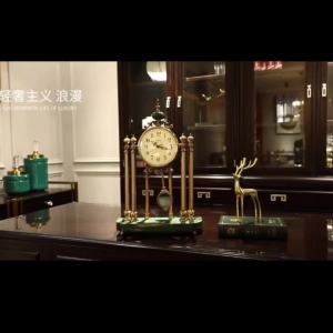 Vintage Style Clocks Desk Clock Vintage European Style Metal Clock for Living Room Home Decorative Light Luxury Desktop Ornament Table Clock Desk Clock Vintage