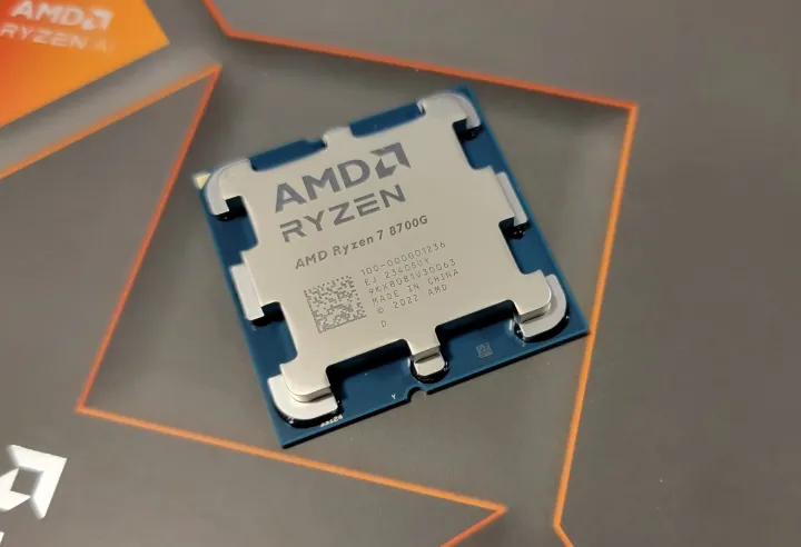 AMD Ryzen 7 8700G Desktop Processor | AM5 Socket | UDIMM DDR5 | 8 CPU Cores | 16 Threads