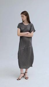 Summer New Elegant Slimming Sense of Design Niche Folding Short Sleeve Irregular Dress #6299