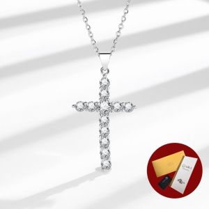 Diamcity (Free Gra Certificate) 0.5 Karat Moissanite Kalung Liontin Salib 925 Perak