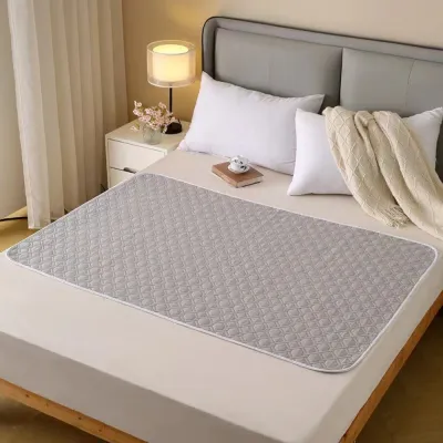 LAZALAI Waterproof Baby Urine Mat Breathable Non-slip Bedding Urine Pads Soft Washable Urine Mattress Baby