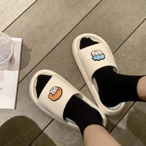 DMshoes พร้อมส่ง รองเท้าแตะแฟชั่น รองเท้าแตะแฟชั่น สุดน่ารัก มีตัวการ์ตูนติดมาให้ มุงมิ้งสุดๆ 👧 รีบตำเลยแม่