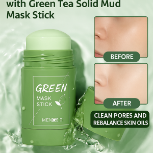 Applying a Mask Hydration Moisturize Mask Mud Nourish Skin Brightening Refreshing Fine and Smooth