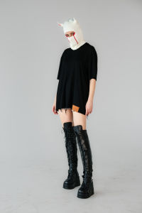 THE ESSENTIAL BLACK (DROP SHOULDER)