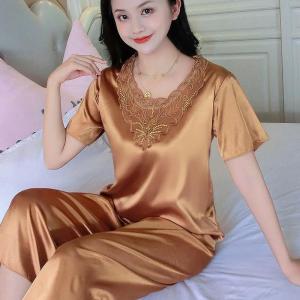 Bộ lửng lụa nữ trung niên phối ren