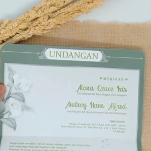 (100 pcs) Undangan Pernikahan Murah Mewah LG85