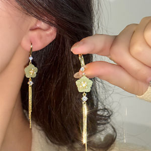 Fashionable Ring Gift 超仙珍珠花朵长款流苏耳环女高级感小众设计气质耳钉法式复古耳饰