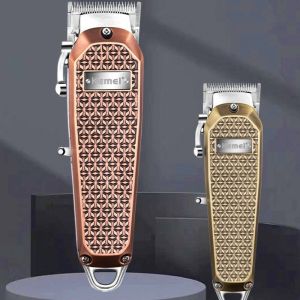 Tông đơ cắt tóc Kemei KM-2275 thế hệ mới có đèn LED hiển thị bên cạnh thân tông đơ.