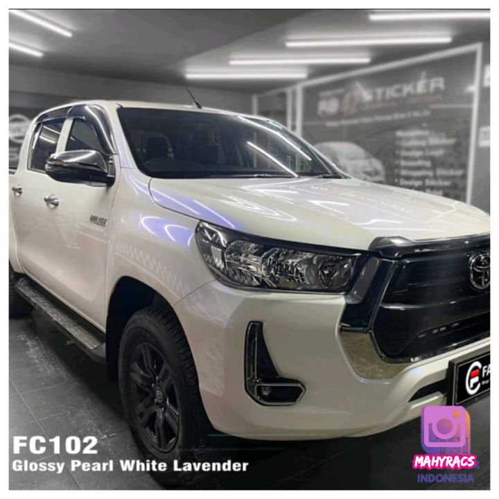 Stiker%20Skotlet%20Putih%20Lembayung%20Mutiara%20Pearl%20Glossy%20Fanchi%20/%20Sticker%20White%20Pearl%20Bunglon%20Biru%20Pink%20Gold%20Ungu%20Emas%2050X50CM%20-%20Image%204