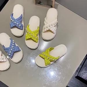 [Free Shipping] Womens Summer Beach Sandals for Outdoor Wear Pearl Chain Flat Slide Sandals