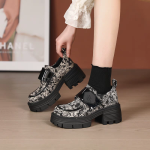 Womens Fashionable New Printed Loafers