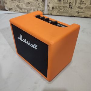 ampli gitar 2 input 5 inch banyak bonus sudah ada efek distorsi dan input aux