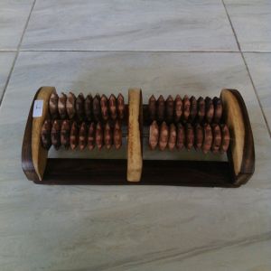 Alat Pijat Kaki Kayu refleksi Roll 4 Gerigi
