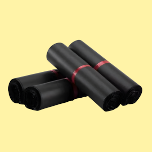 Polymailer Hitam Ekonomis Bungkus Plastik Packing LDPE Kantong Online Shop