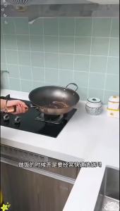 แปรงหม้อสแตนเลส แปรงล้างหม้อพิเศษในครัว แปรงขนเหล็ก ด้ามยาว แปรงล้างจาน เครื่องมือทำความสะอาดหม้อ ไม่หลุดร่วง [ จัดส่งฟรี ]