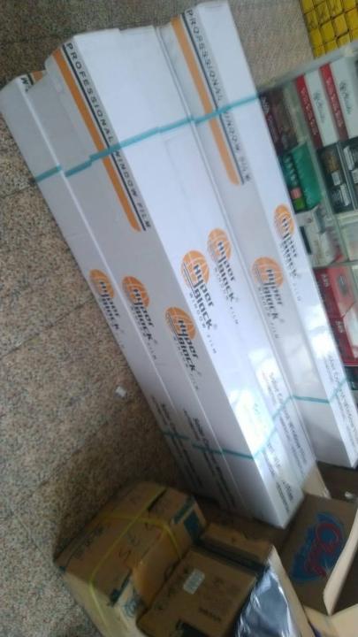 Kaca%20Film%20Mobil%20Riben%20Gelap%2080%2060%2040%20Persen%20Merek%20Hyper%20Black%20Untuk%20Kebutuhan%20Ukuran%20Kaca%20Mobil%20Kami%20Cantumkan%20Deskripsi%20Kacamata%20Film%20Mobil%20Anti%20Panas%20Kaca%20Filem%20Mobil%20Murah%20-%20Image%202