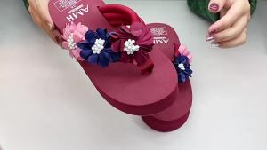 [Free Shipping] Summer WomenS Sandals Korean Style Floral Flip-Flops High-Heeled Thick-Soled Sandals Thick-Soled Wedge Beach Shoes