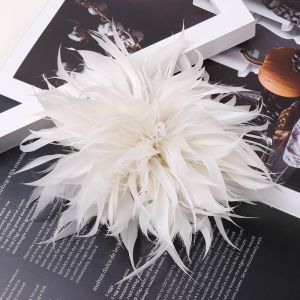 LINSBAYWU Elegant Feather Corsage Brooches Big Brooch Multicolor Feather Badge Women 18CM Flower Lapel Pins Wedding Party