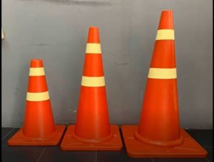 กรวยจราจร กรวยส้ม กรวยตำรวจ ติดแถบสะท้อนแสง ขนาด 50-70-80 ซม.