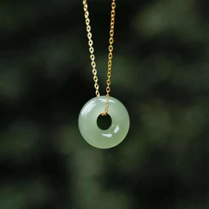 Natural Green Jade Nephrite Pendant Necklace ，Gold Filled Chain