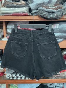 2hand quần đùi jeans nữ kiểu mới nhất còn tag