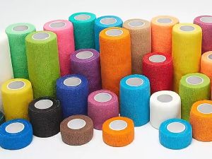Non-woven elastic self-adhesive bandage for stabilizing fingers wrists and legs during exercise