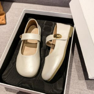 Small-Sized Shoes Are Hot-Selling!Large Quantities Have Been Shipped!2000 Pairs In Stock!Self-Shot Photos!Selling Like Hotcakes!