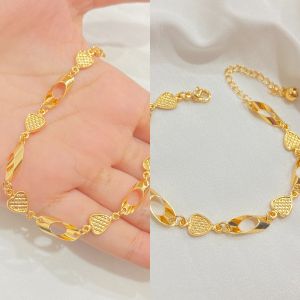 Gelang Emas untuk Wanita: Aksesoris Fashion yang Elegan