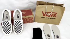 Sepatu Vans Pria Slip On Murah Tanpa Tali Casual Kanvas Sepatu Slop Cowok Sekolah