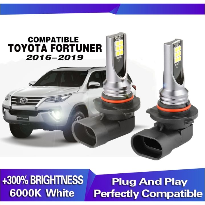 Car Accesories 2PCS 6000K White Projector LED Fog light bulbs For Toyota Fortuner 2016 2017 2018