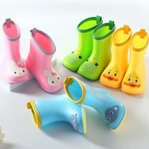 Nice Wide Round Toe Children Rainboots Baby PVC Rubber Waterproof Kids Water Shoes Lovely Cartoon Rain Boots Platform D03223