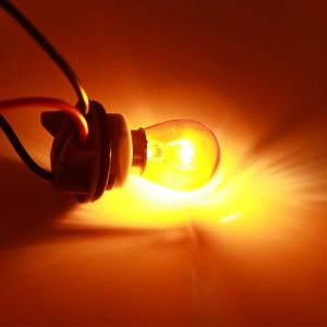 10pcs 1156 P21W BA15S 12v 21W halogen lamp amber 12V car light reversing lights brake bulbs Stop Light Rear Turn Signal DRL