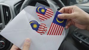 [🇲🇾MERDEKA🇲🇾] Sticker Roadtax Kereta Bendera Malaysia Jalur Gemilang (Cetakan Depan Belakang / Double Sided)