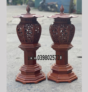 Cặp đèn chữ thọ cặp đèn gỗ  trạm khắc họa tiết tinh sao gỗ hương cao 71cm 81cm