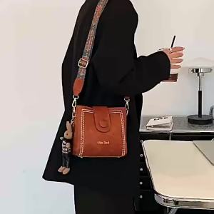 Womens Bag New Trendy Shoulder Bag Crossbody Bag Fashion Versatile Bucket Bag Vintage Tote Bag Womens Bag